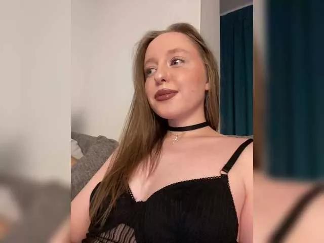 PeachPie from BongaCams