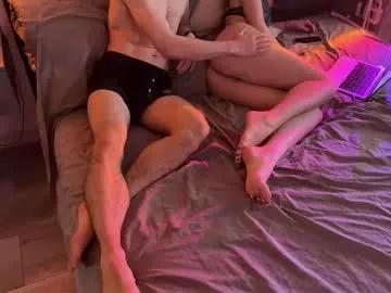 2kinkycats from Chaturbate