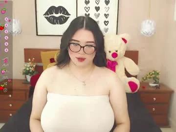 Live streaming joy: Improve your typing skills with these steaming hot slutz, and dive into the mesmerizing world of nude persuasion.