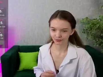 cutiechloee from Chaturbate is Freechat