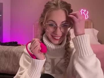 girl_i_am from Chaturbate is Freechat