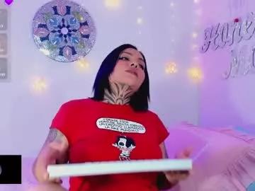 honey_mooon from Chaturbate is Freechat