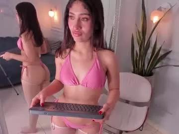 Live streaming joy: Improve your typing skills with these steaming hot slutz, and dive into the mesmerizing world of nude persuasion.