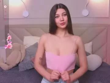 loragillim from Chaturbate is Freechat