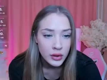 lori_blushcrystal from Chaturbate is Freechat