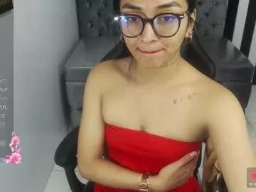 lucia_t from Chaturbate is Freechat