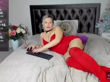 Live streaming joy: Improve your typing skills with these steaming hot slutz, and dive into the mesmerizing world of nude persuasion.