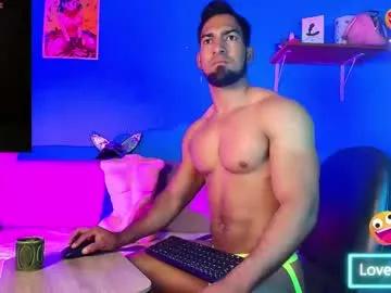 Live streaming joy: Improve your typing skills with these steaming hot slutz, and dive into the mesmerizing world of nude persuasion.