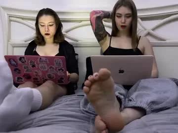 Live streaming joy: Improve your typing skills with these steaming hot slutz, and dive into the mesmerizing world of nude persuasion.