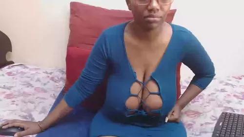 ebonyboobz from Cherry is Freechat