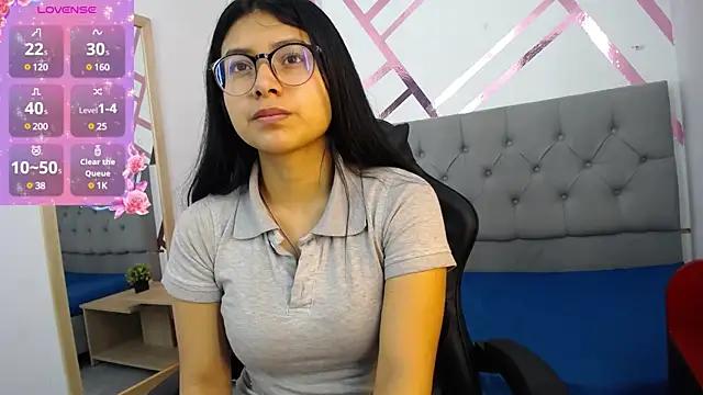 -MiaSmile- from StripChat is Freechat