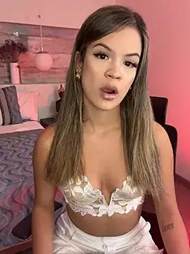 Alisha-Bond from StripChat is Freechat