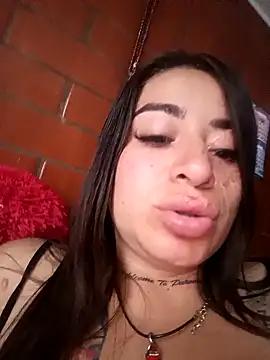 Alona_Evans from StripChat is Freechat