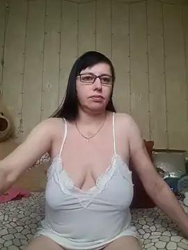 Amberhotqueen from StripChat is Freechat