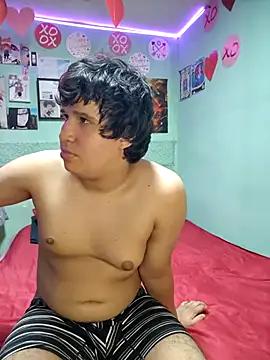 angel_modeusSucubo from StripChat is Freechat