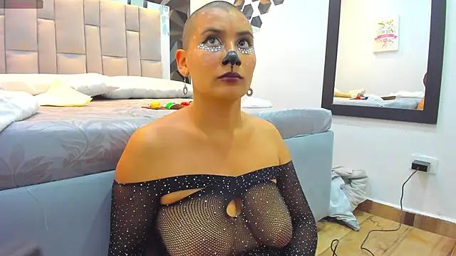 artemis_godness from StripChat is Freechat