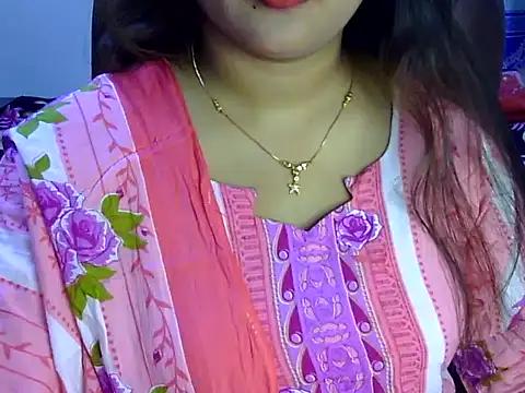 BengaliQueenStar from StripChat is Freechat