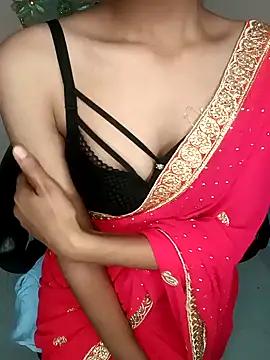 Chandani-Love from StripChat is Freechat