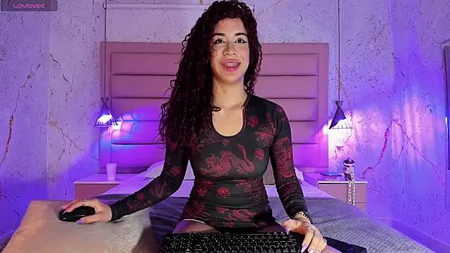 Live streaming joy: Improve your typing skills with these steaming hot slutz, and dive into the mesmerizing world of nude persuasion.