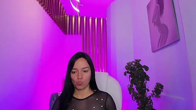 EmiliaRose_ from StripChat is Freechat