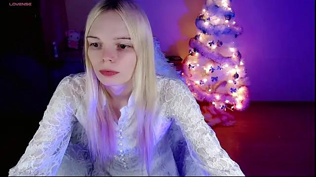 Emily_Nyaffee from StripChat is Freechat