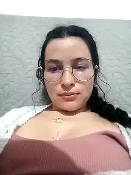 EmilySwaan from StripChat is Freechat