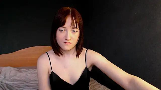 Eva_x_Moon from StripChat is Freechat