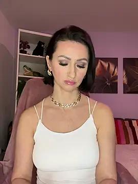 KatyEvanss from StripChat is Freechat