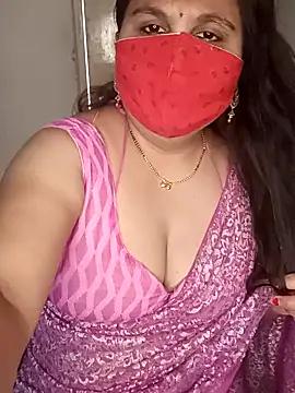 Love-priya from StripChat is Freechat