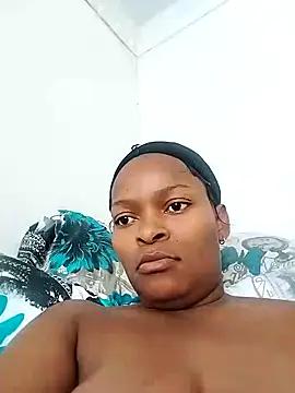 lovelyassbitch from StripChat is Freechat