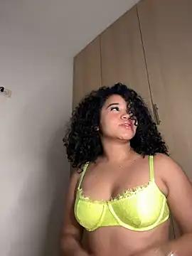 Lucy_wilson5 from StripChat is Freechat