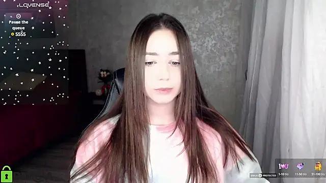 Mary_Moonlight from StripChat is Freechat