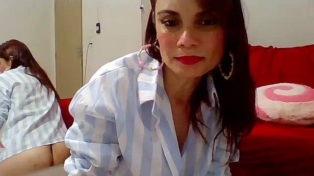 Meganlola from StripChat is Freechat