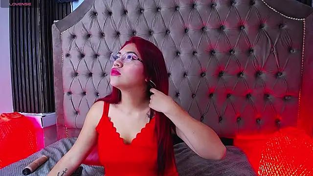 Naughty_Madisson from StripChat is Freechat