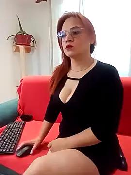 NynaRosse from StripChat is Freechat