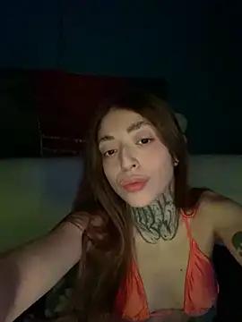 SkinnyMollyx from StripChat is Freechat