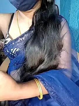 Tamil-hotwife from StripChat is Freechat