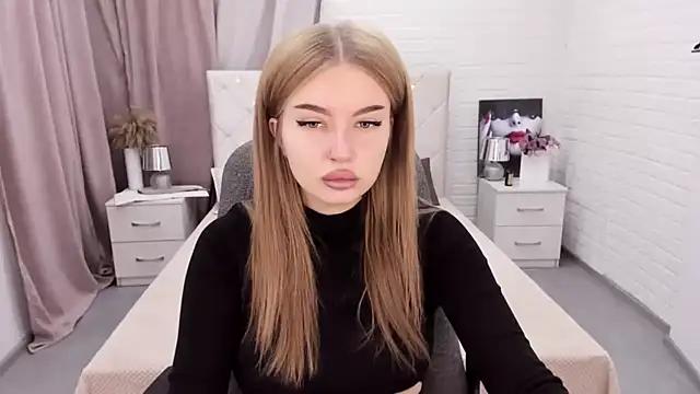 ViolettaLopez from StripChat is Freechat